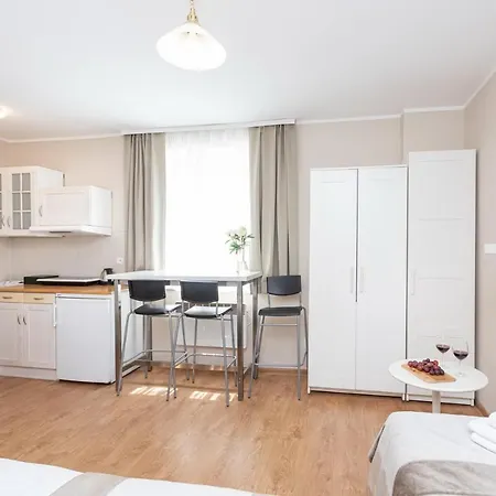 Apartament Host Stacja